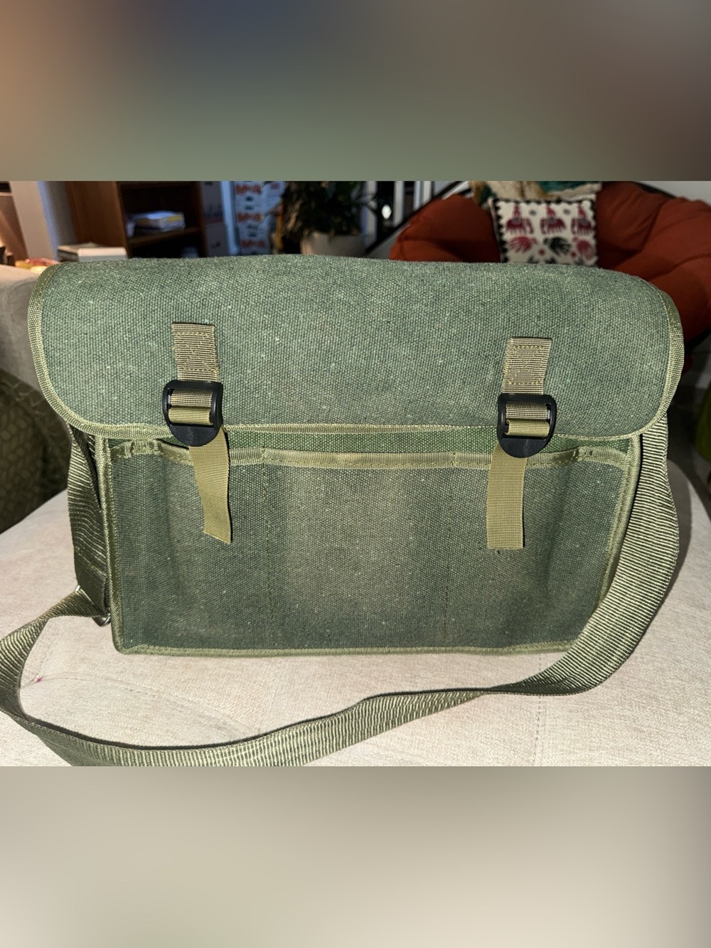Source Unknown Olive Canvas Messenger Bag with Buckle Straps